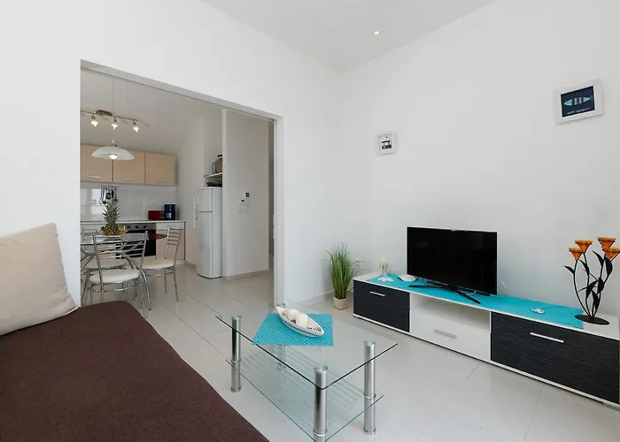 Malo Ferienvilla Privlaka, Pool, Boje, Wi-fi, Wallbox