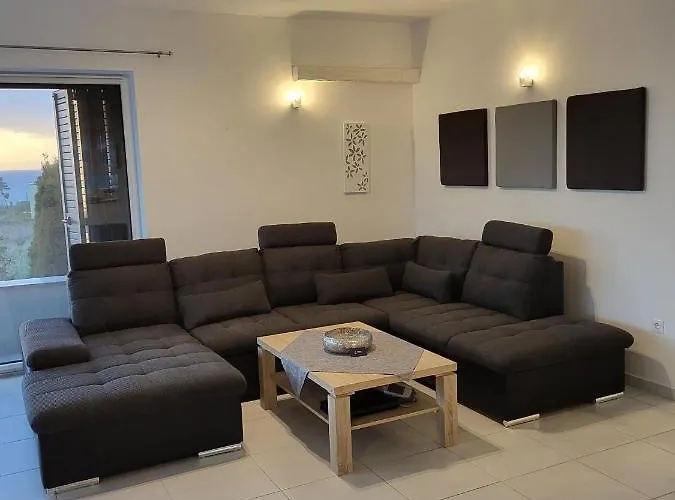 Malo Ferienvilla Privlaka, Pool, Boje, Wi-fi, Wallbox * Privlaka (Zadar)