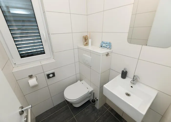 Lägenhet Malo Ferienvilla Privlaka, Pool, Boje, Wi-fi, Wallbox Privlaka (Zadar)