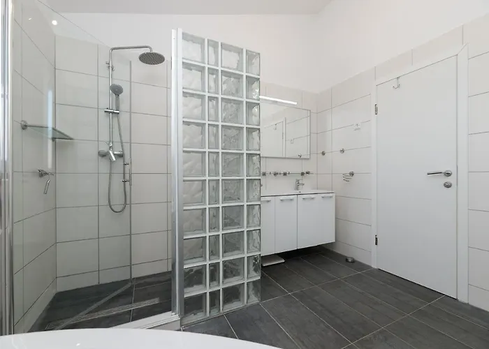 Malo Ferienvilla Privlaka, Pool, Boje, Wi-fi, Wallbox Lägenhet Privlaka (Zadar)